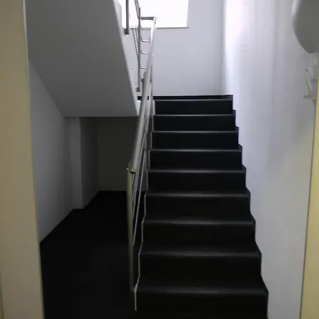 Ruhrstadtarena Отель 2*