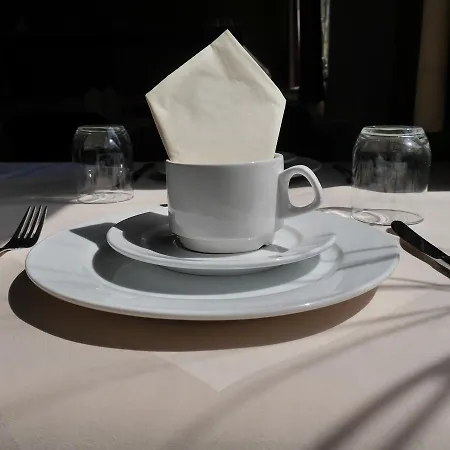 Отель Ruhrstadtarena 2*